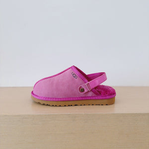 Beth private listing “Slippers”